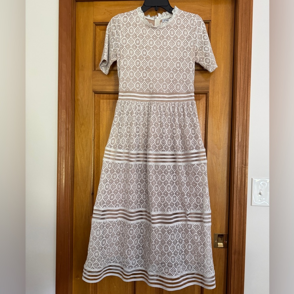 White Lace Short Sleeve Dress